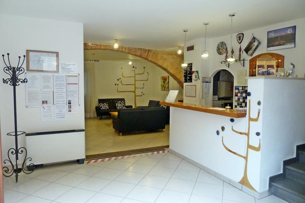 Hotel Tre Ceri غوبيو المظهر الخارجي الصورة